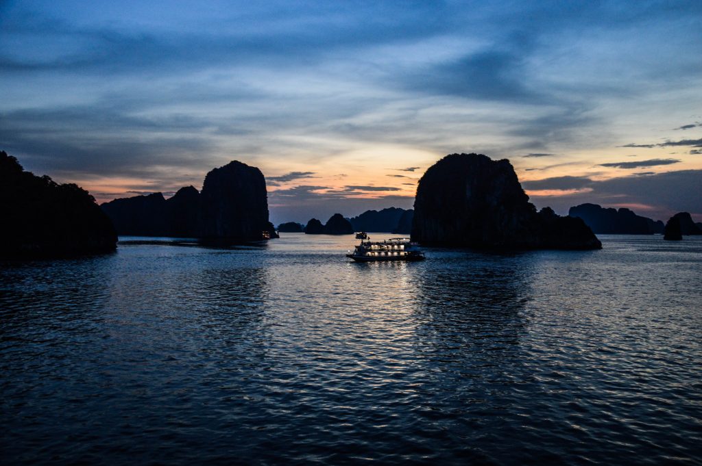 Crociera Nella Baia Di Halong Come Organizzare La Visita